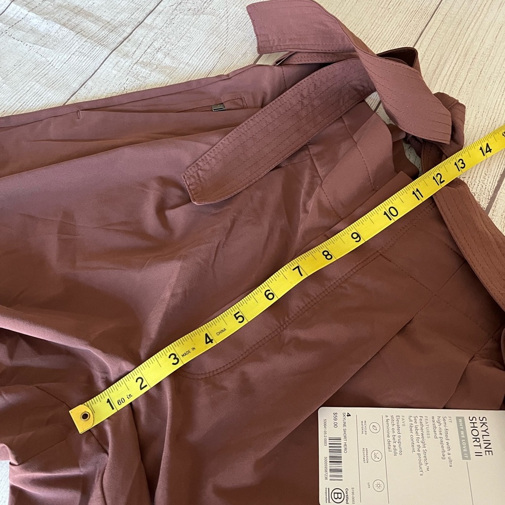 Athleta NWT chocolate brown Skyline Short Hero sz 4 - Picture 8 of 9